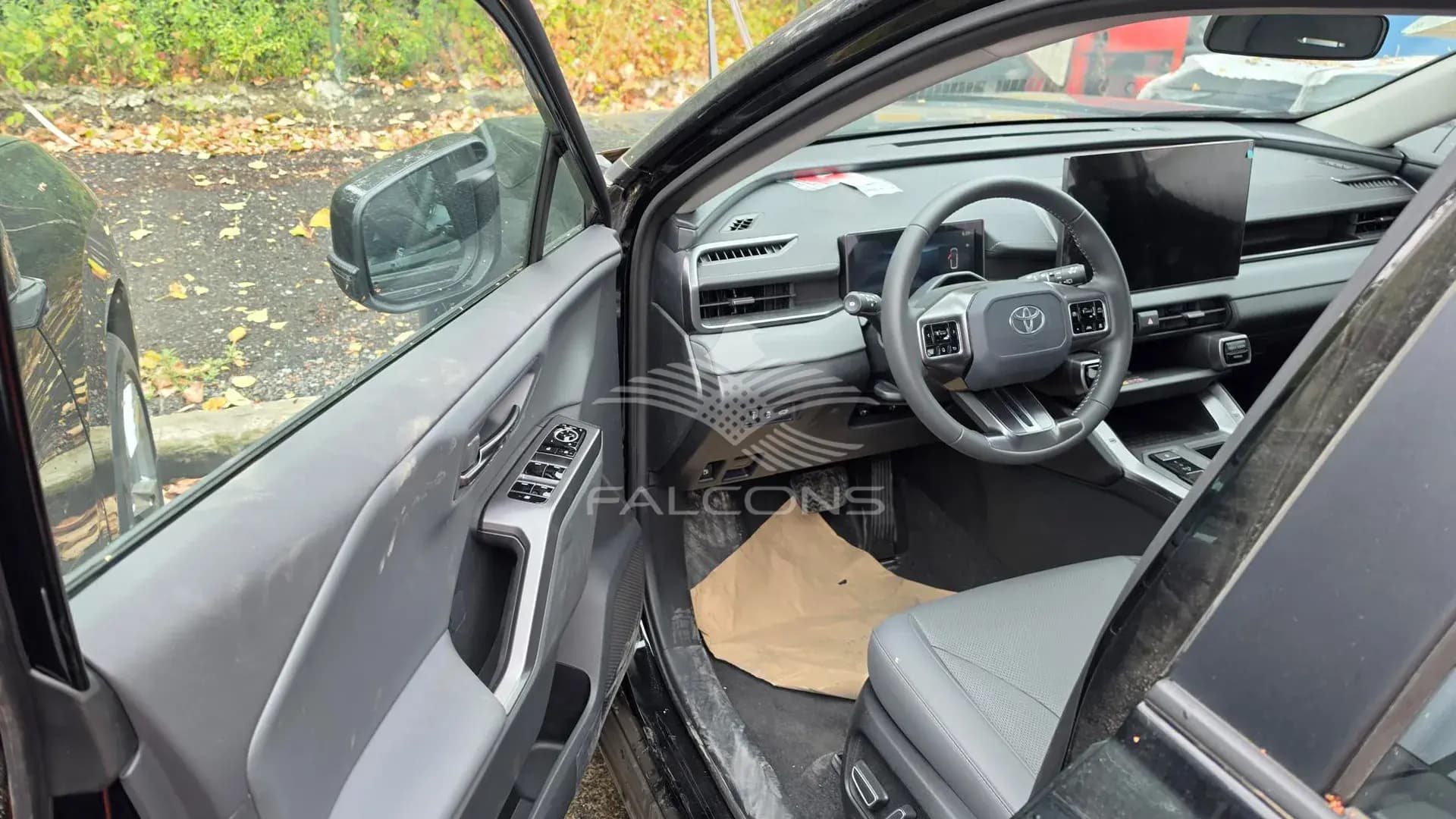 2.5L NEW HYBRID 4WD LUXURY AT - Image 5