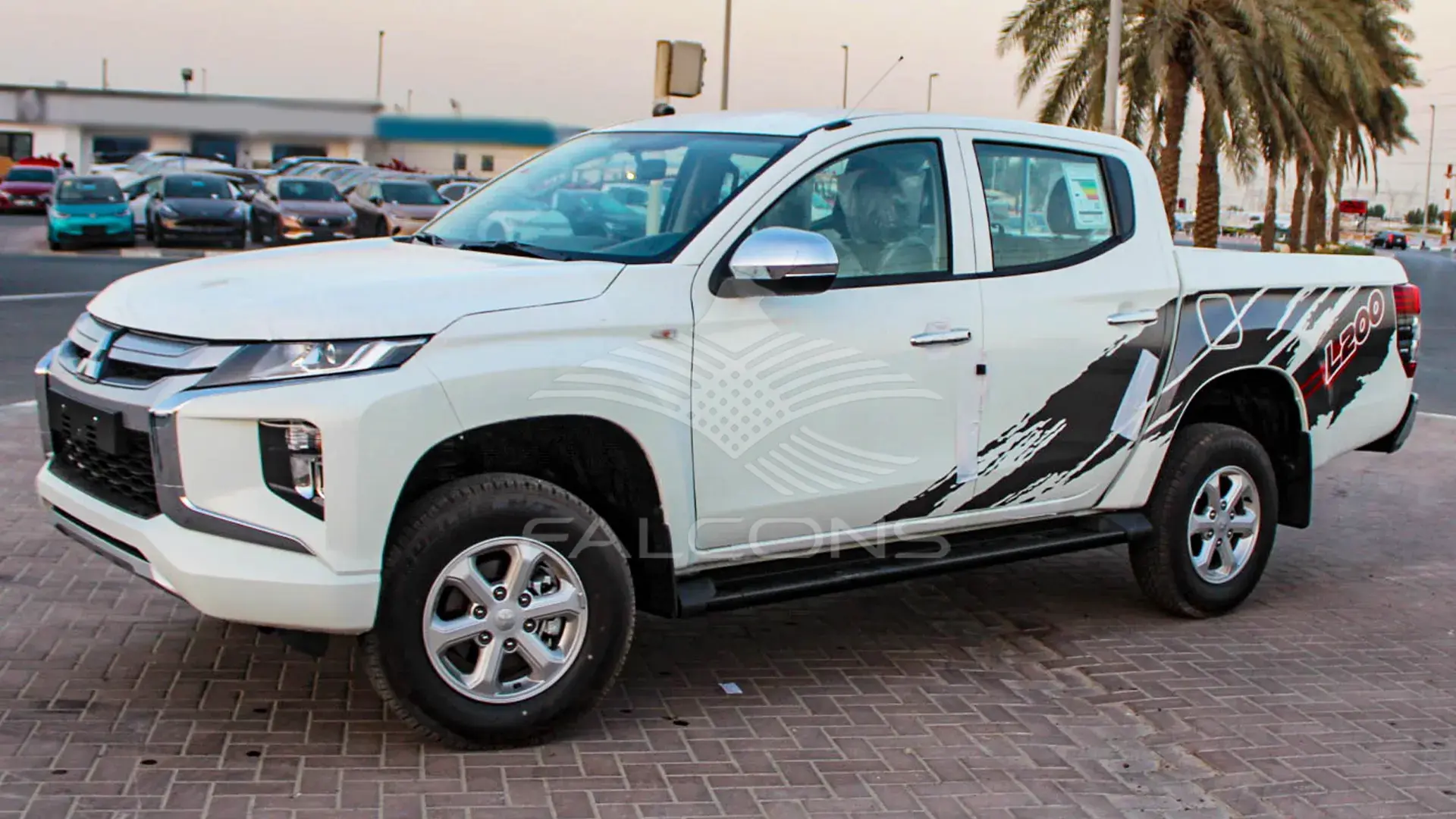 2.5L 4WD CHROME P DC 4WD MT - Image 2