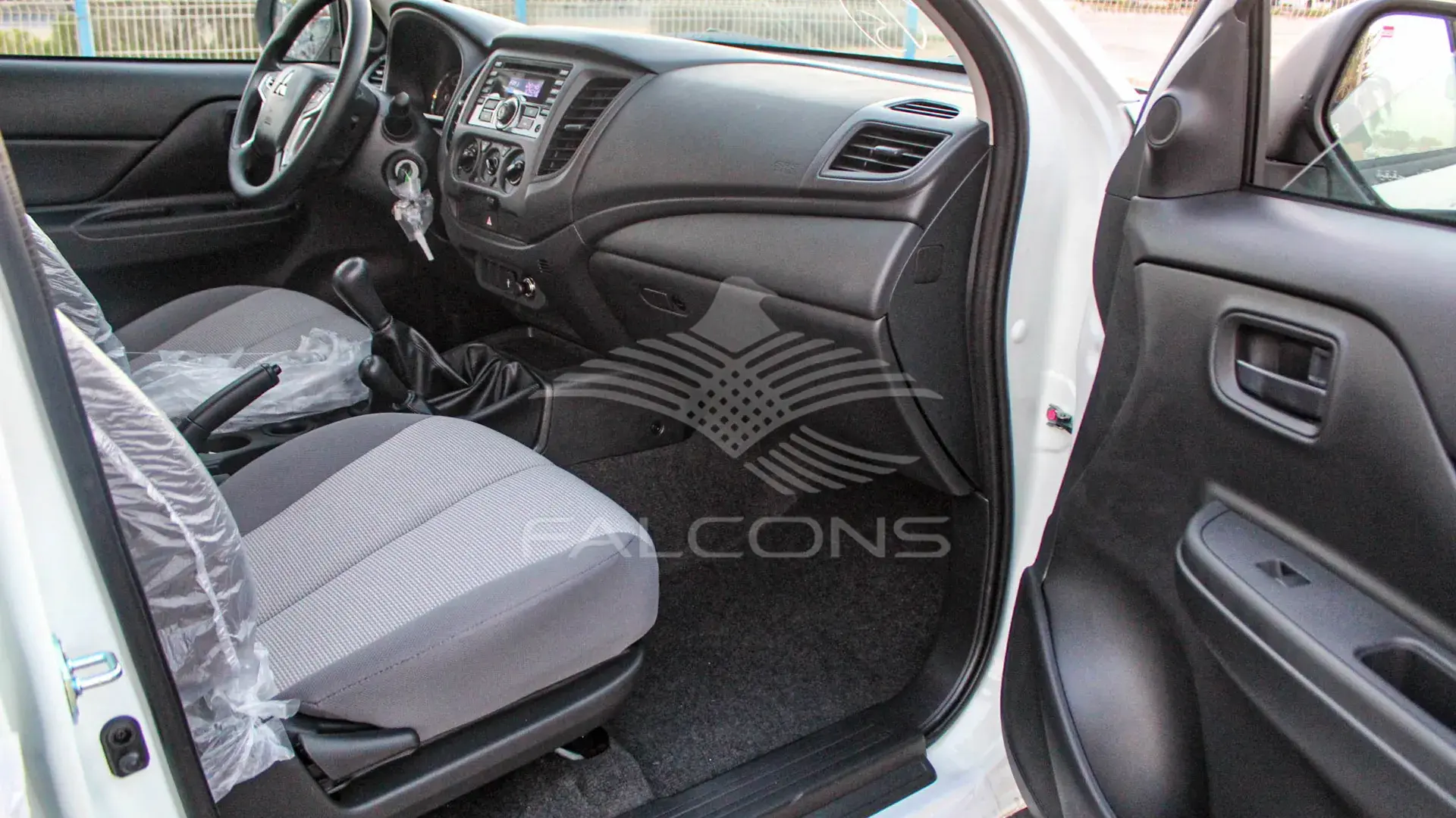 2.5L 4WD CHROME P DC 4WD MT - Image 15