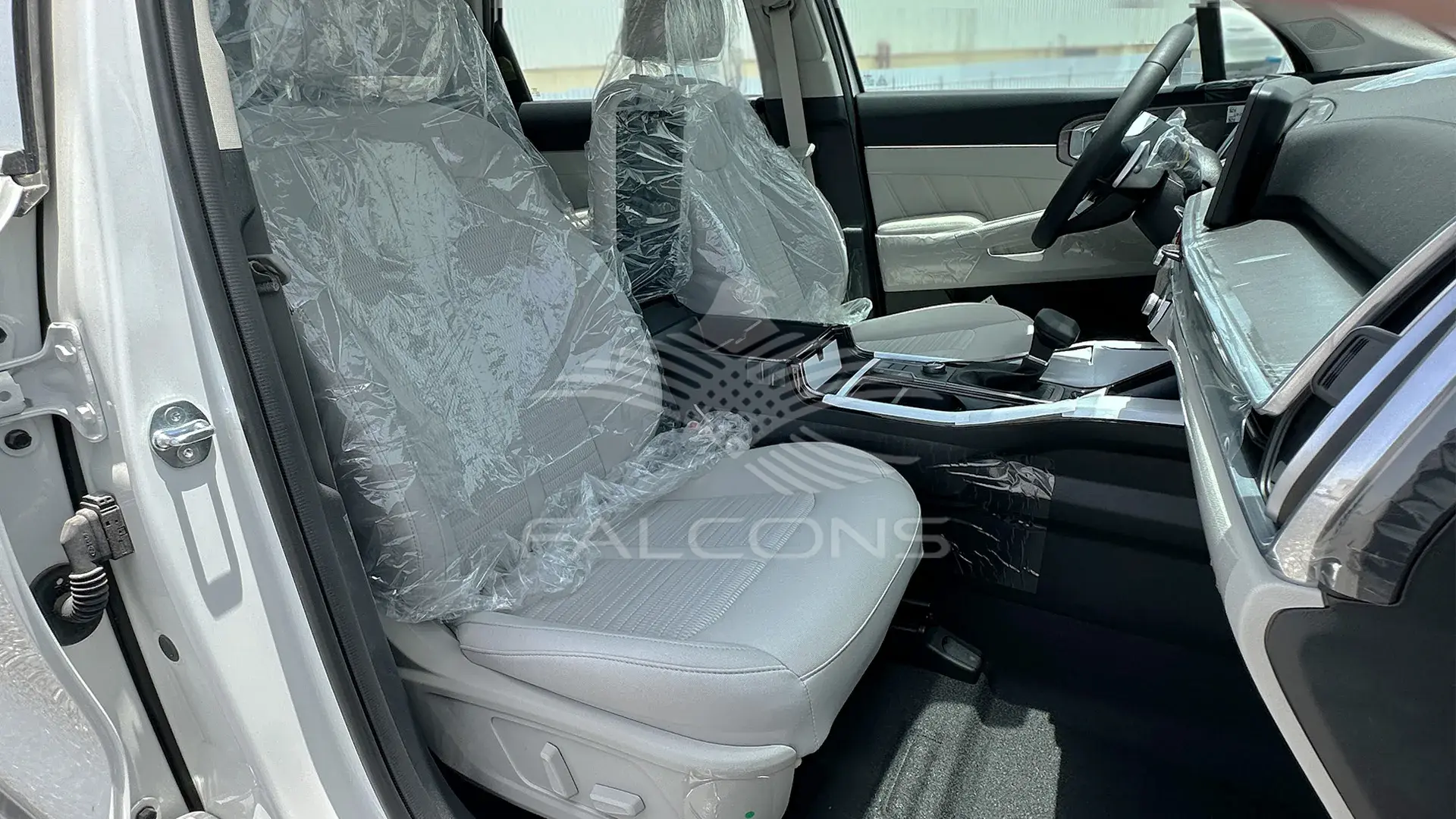 2.5L 4WD Panoramic S.Roof AT - Image 11