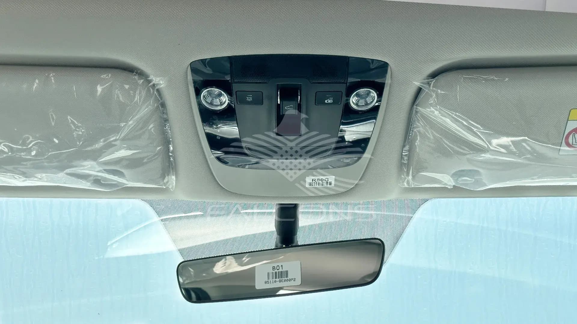 2.5L 4WD Panoramic S.Roof AT - Image 14