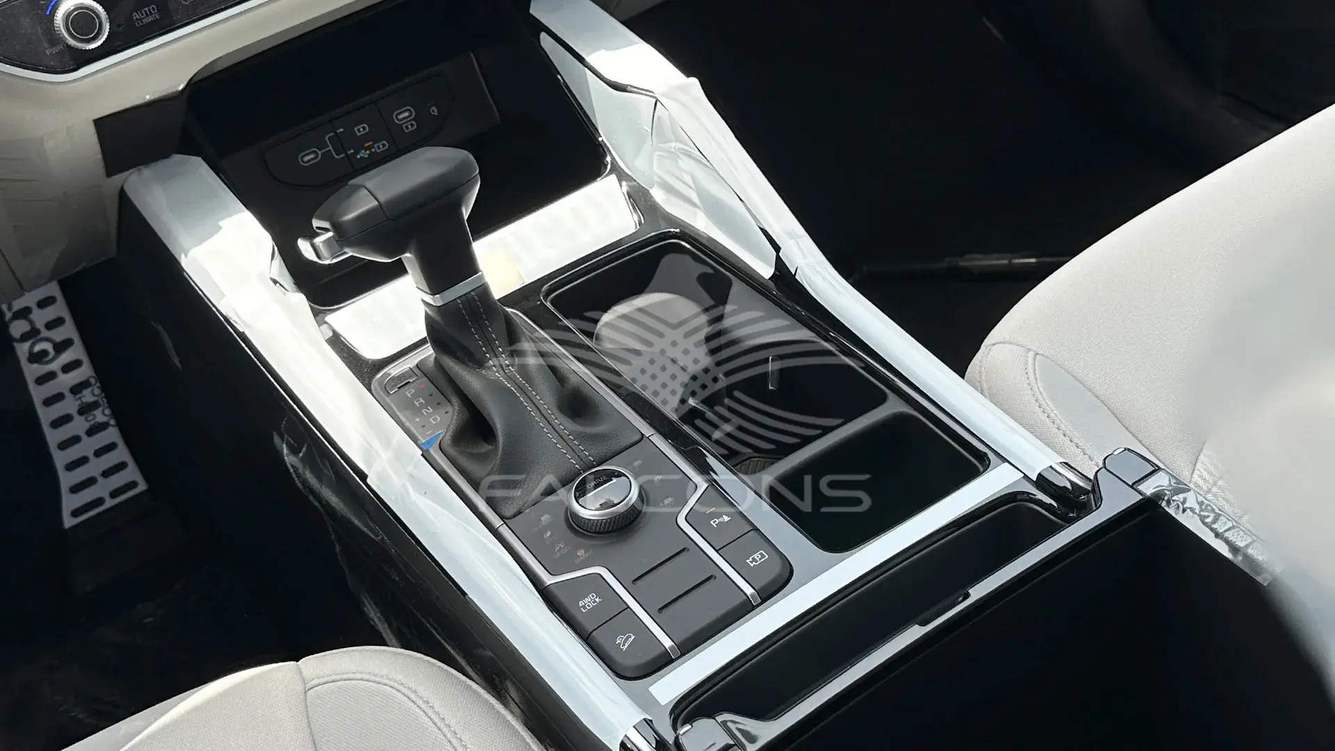 2.5L 4WD Panoramic S.Roof AT - Image 16