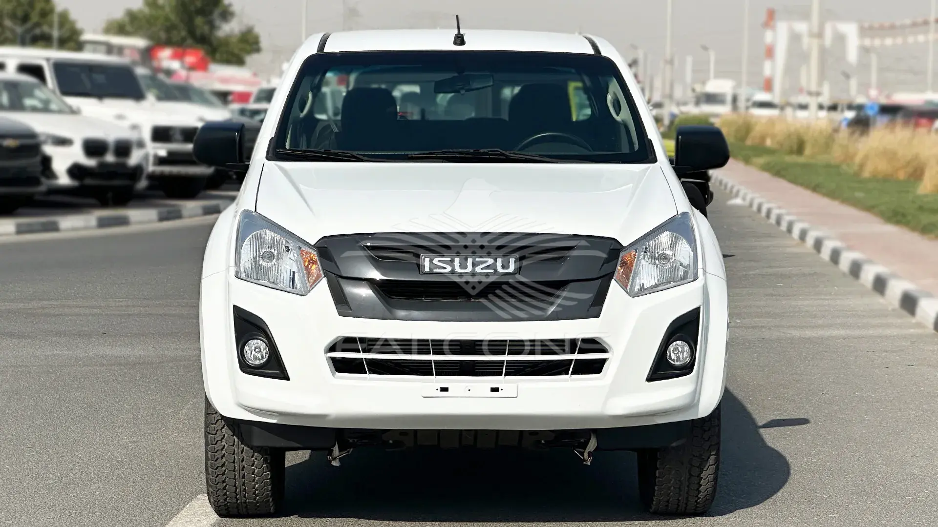 2.5L D DC 4x4 PWR A/W MID MT - Image 6