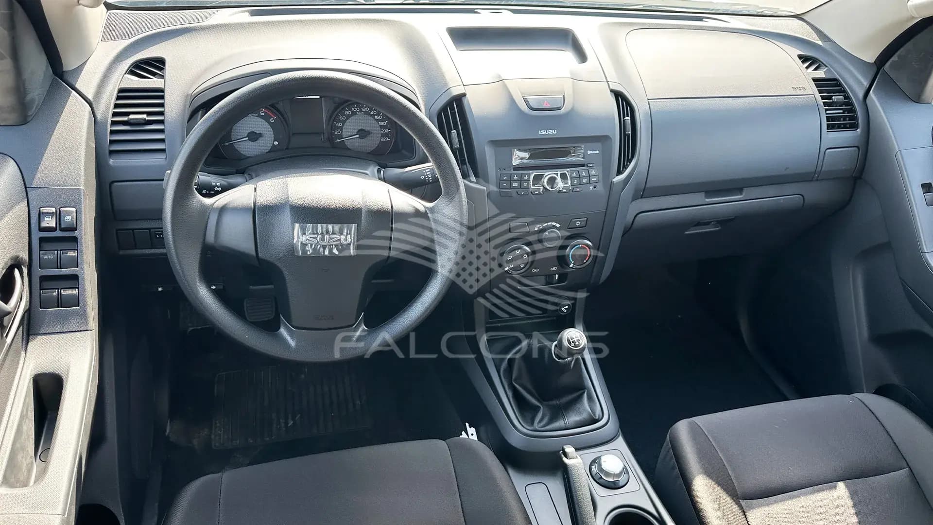 2.5L D DC 4x4 PWR A/W MID MT - Image 18