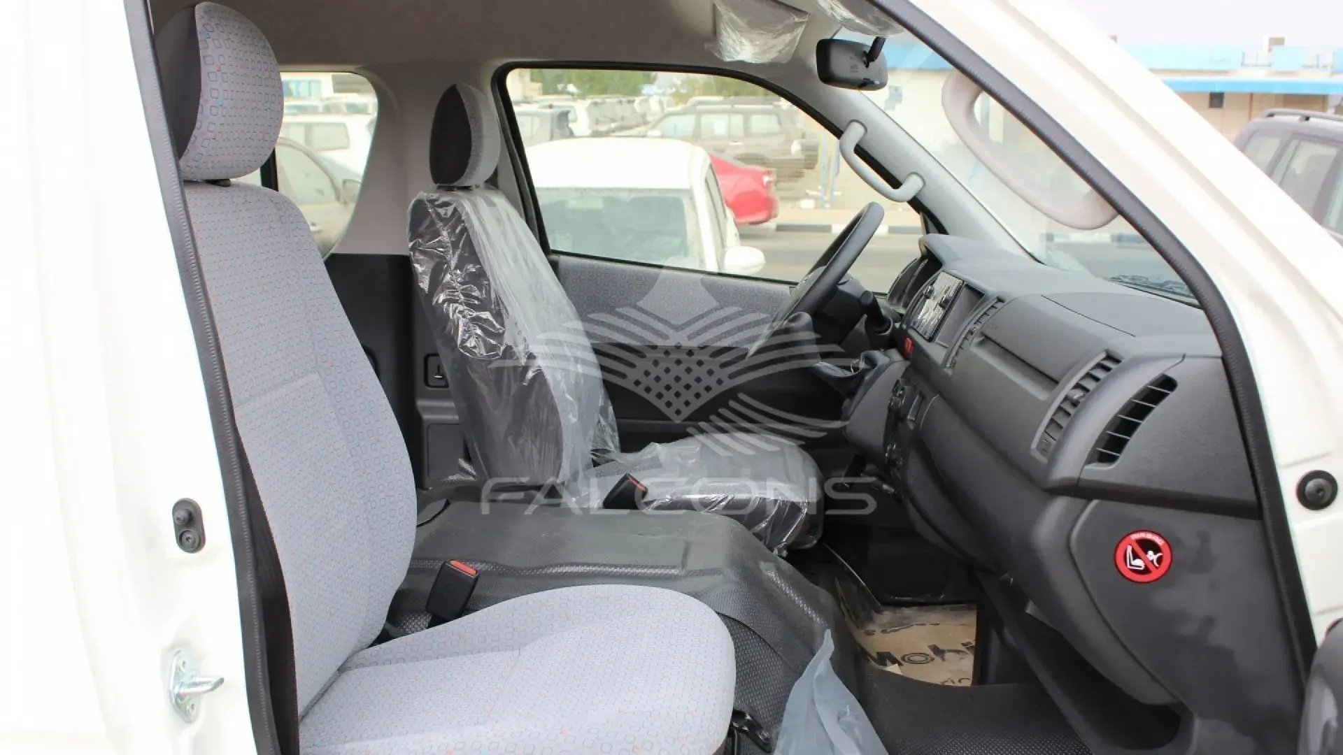 2.5L MT 2025 - Image 10