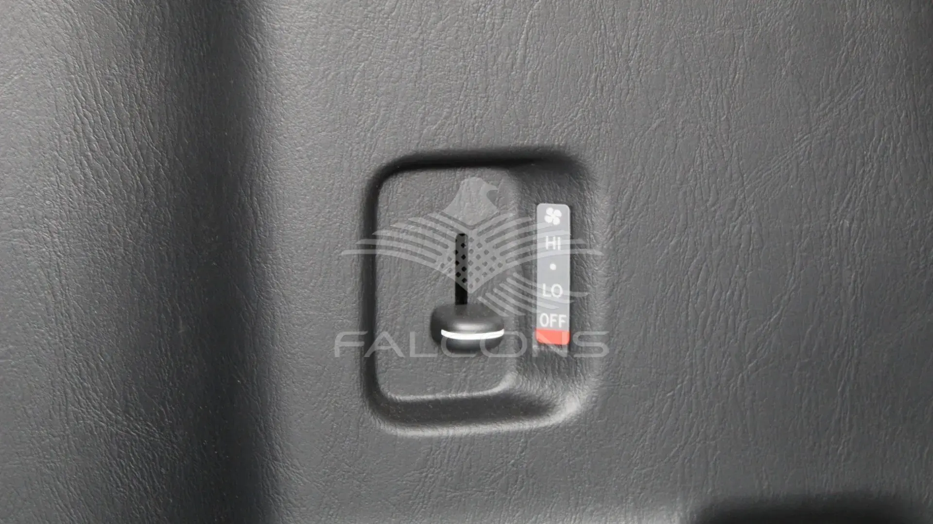 2.5L MT 2025 - Image 18