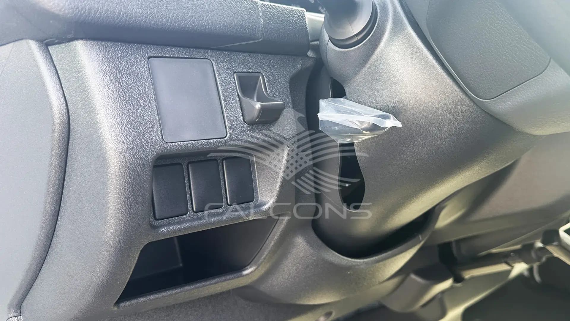 2.5L Turbo Diesel 15 Seater STD MT - Image 11