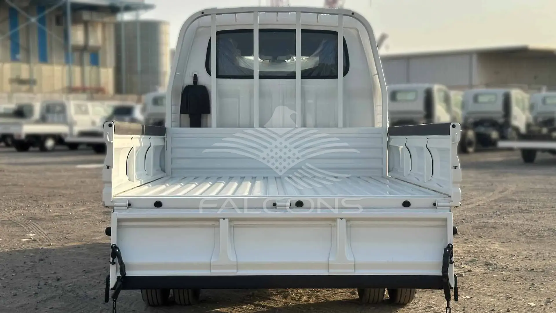 2.7L DOUBLE CABIN D MT - Image 16