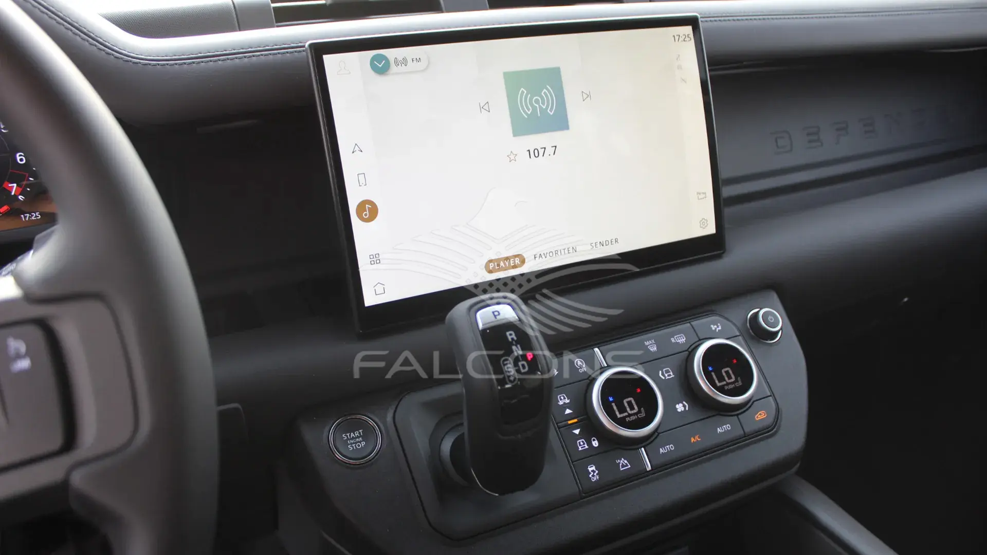 3.0L 110 P400 X EDITION AT - Image 19