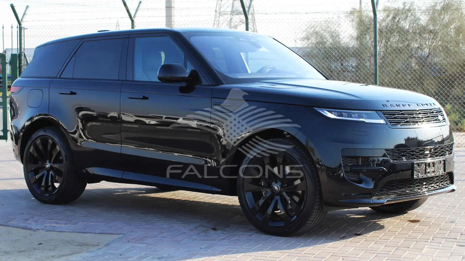 3.0L Sport Petrol P400 Autobiography AT - Image 5