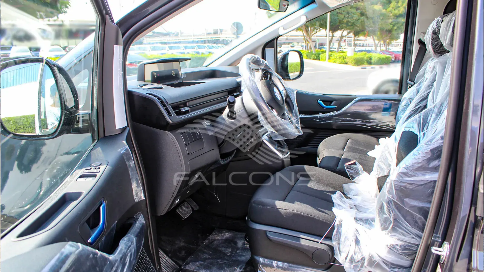 3.5L STARIA 11 STR COMFORT AT - Image 12