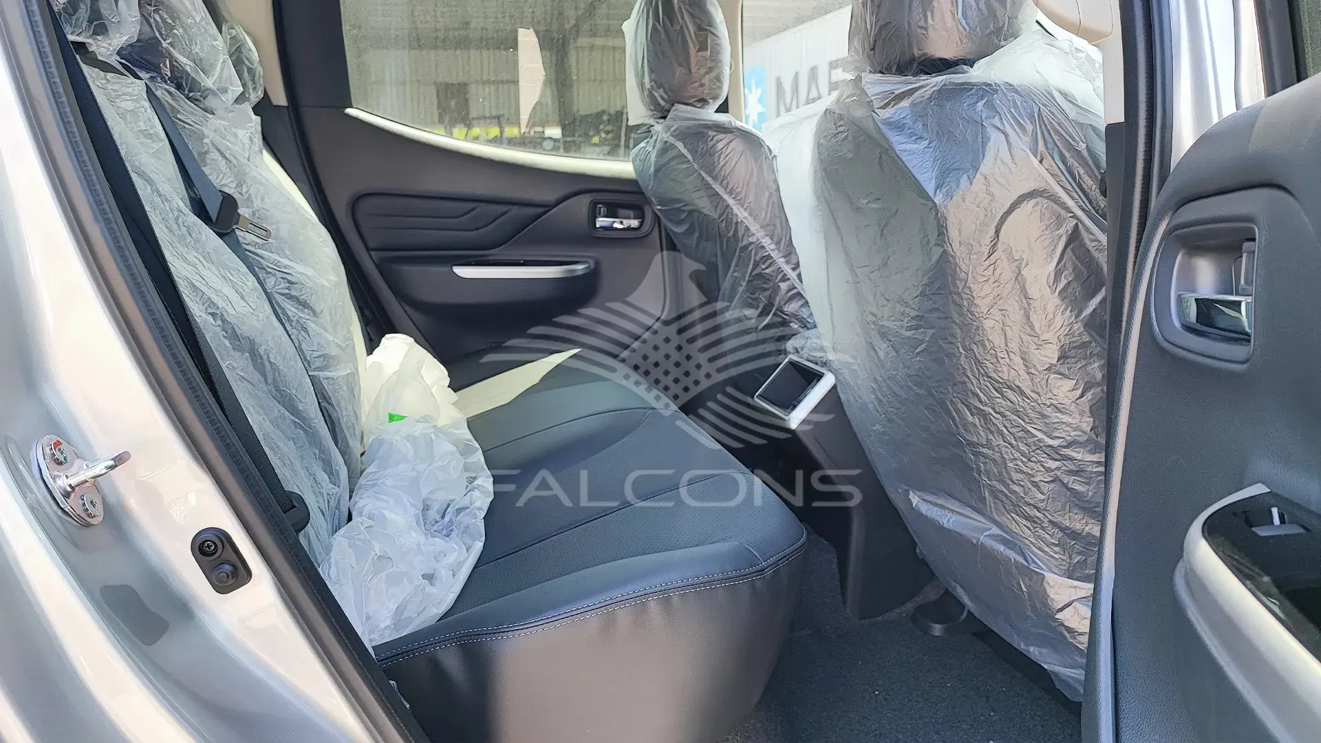 2.4L Sportero D DC 4WD AT - Image 14
