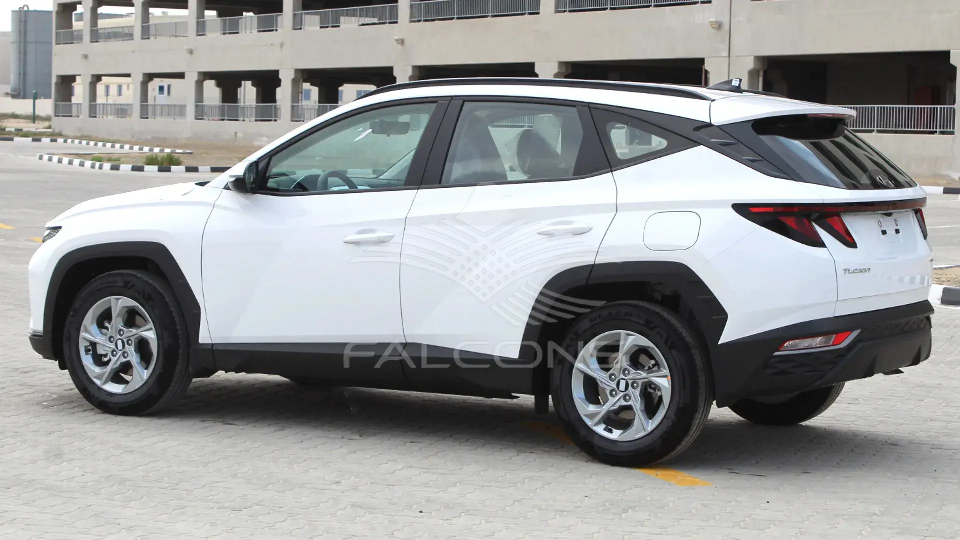 2.5L (NX4) COMFORT PLUS 4WD AT - Image 3