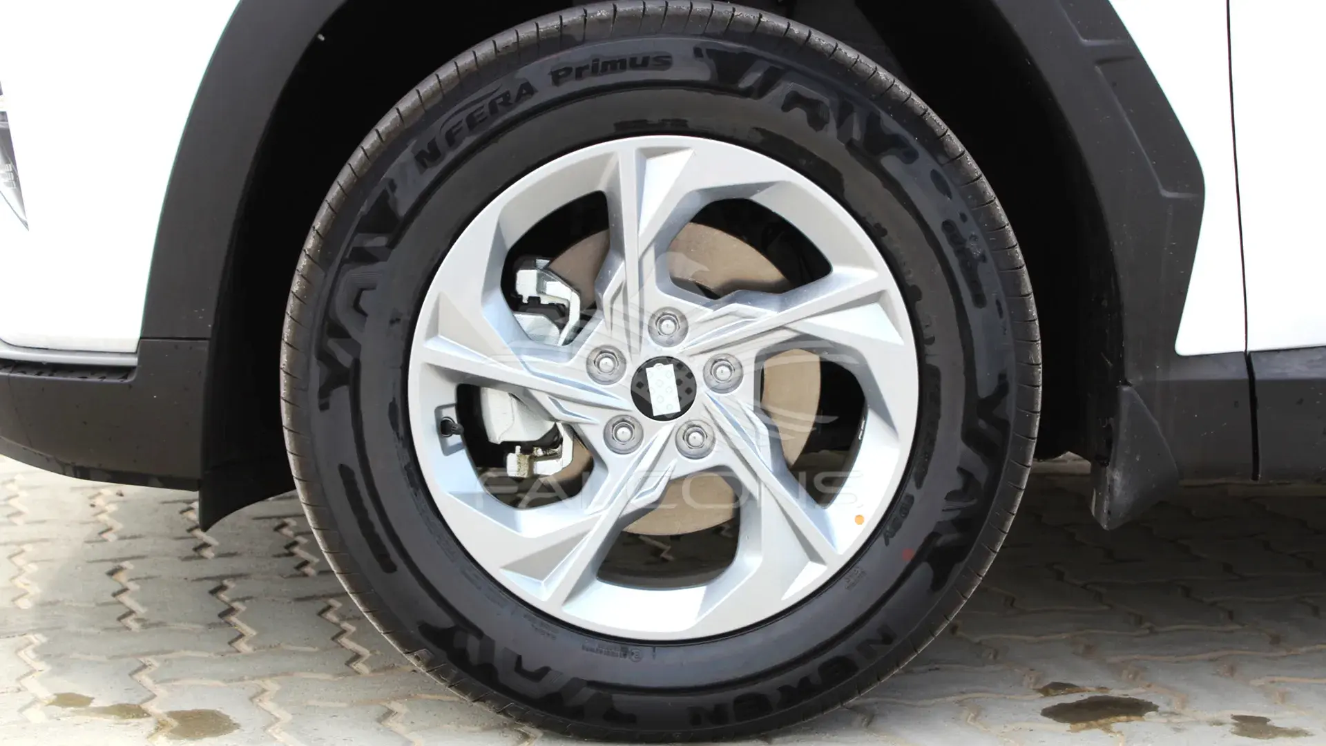 2.5L (NX4) COMFORT PLUS 4WD AT - Image 8