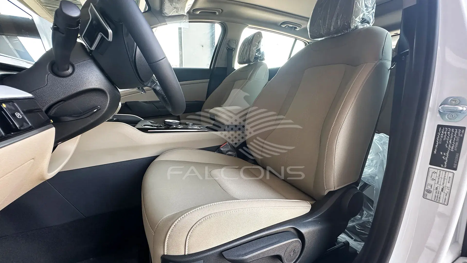 1.6L 2WD AT - Image 9