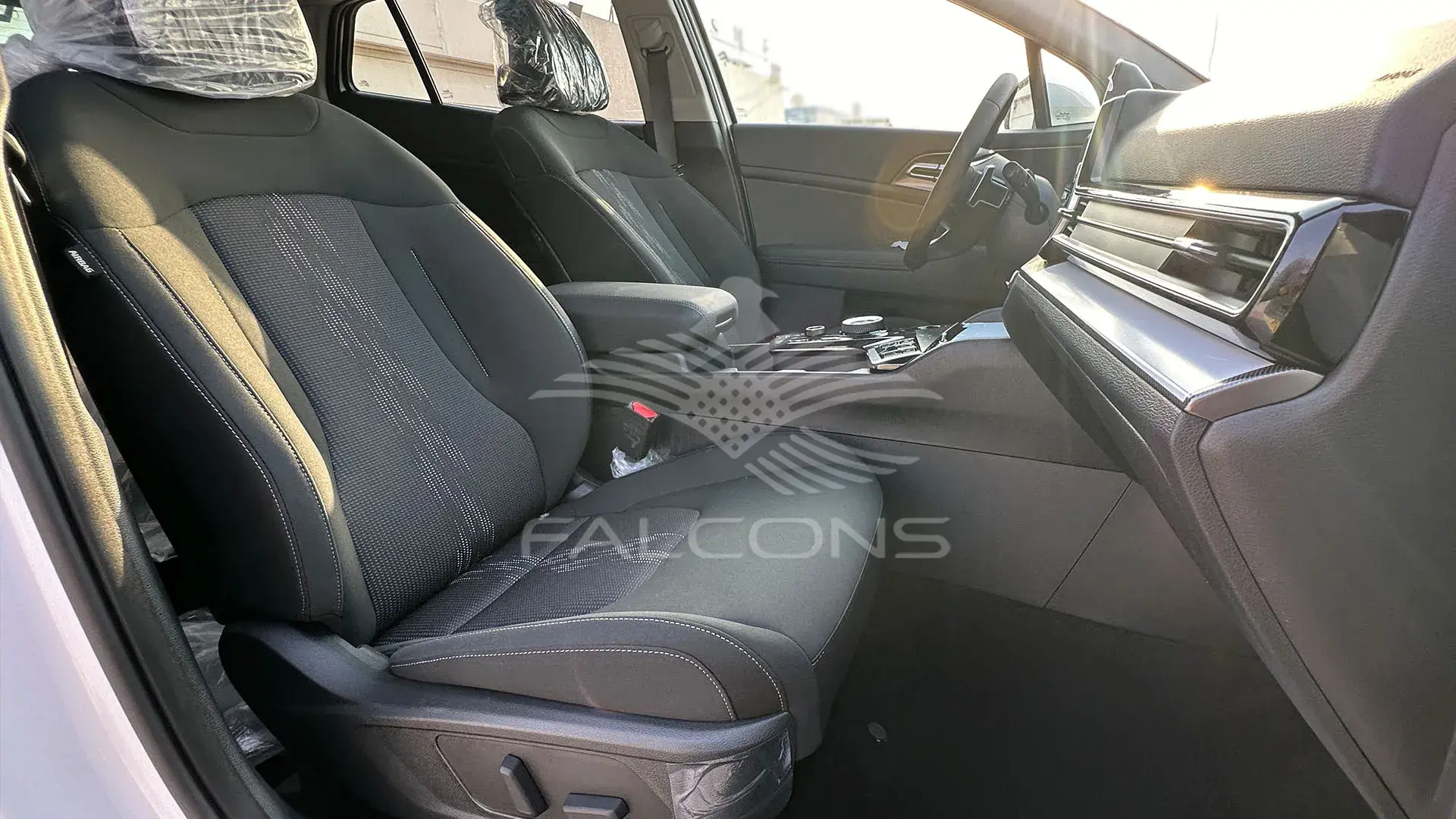 1.6L 2WD F AT - Image 12