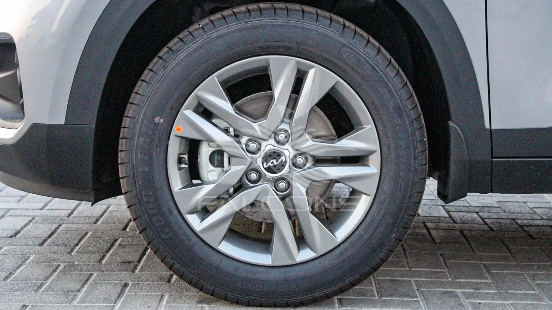 1.6L S.ROOF, PUSH START AT - Image 10