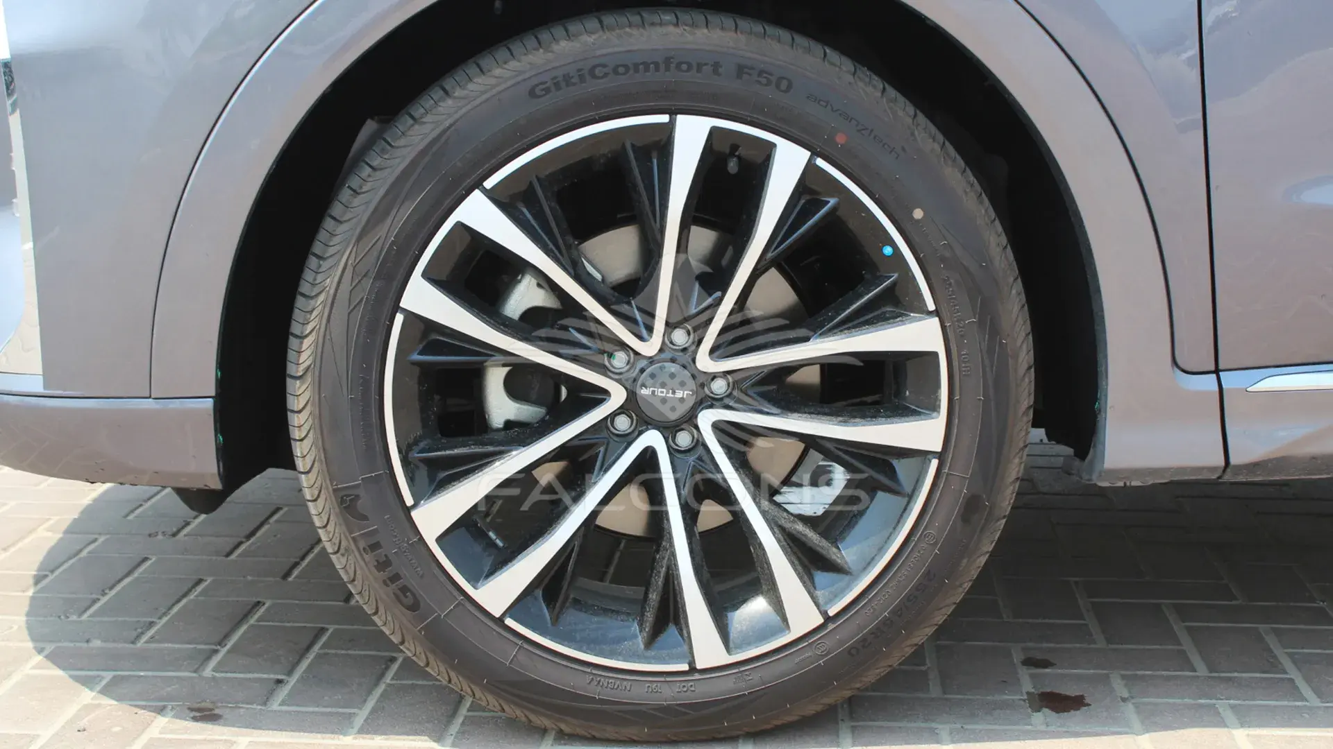 1.6L V4 7Seater AT - Image 7