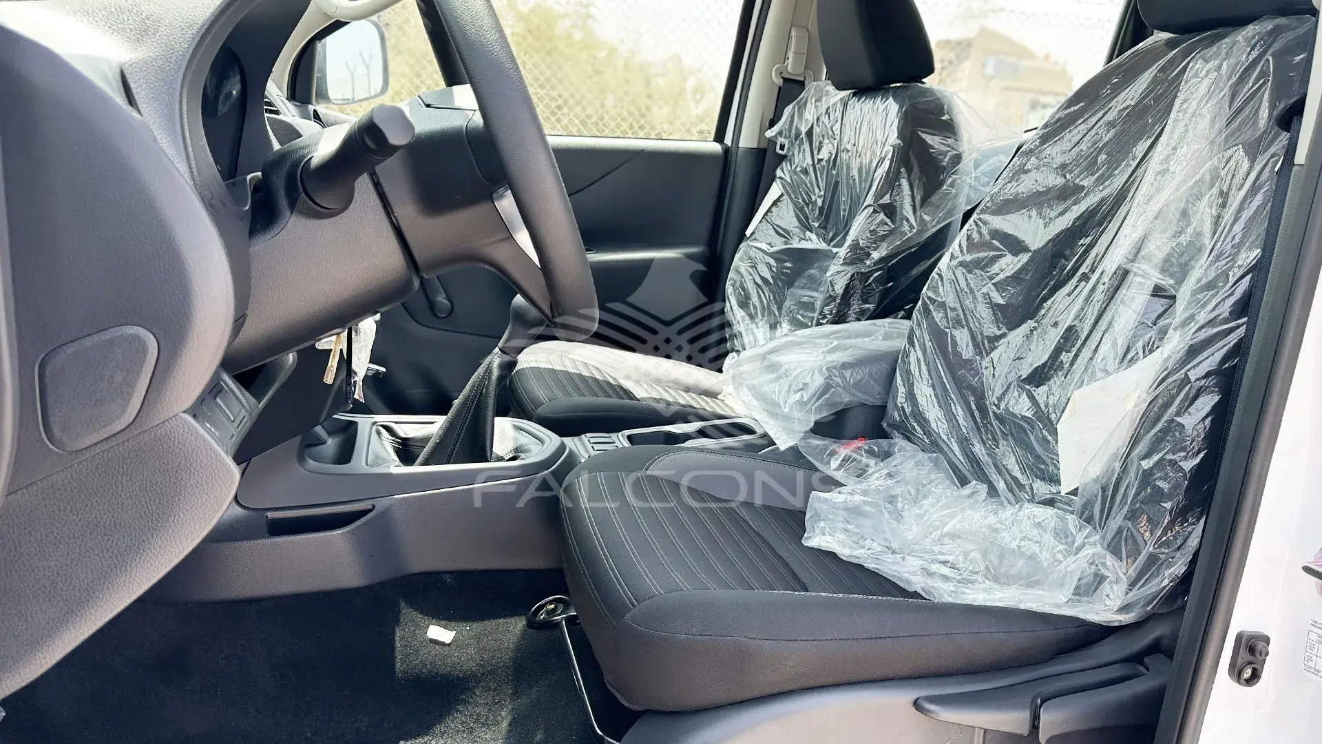 2.5D XE D23 4X4 DC PLUS MT - Image 10