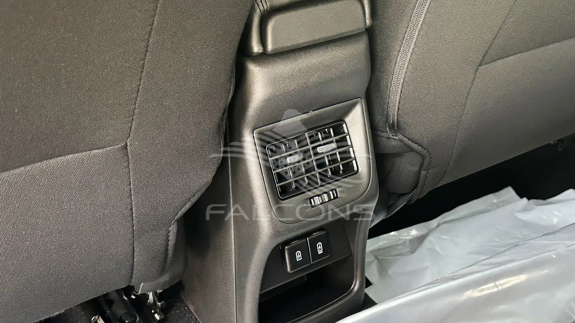 1373cc GLX 5P BVA Audio - Image 17