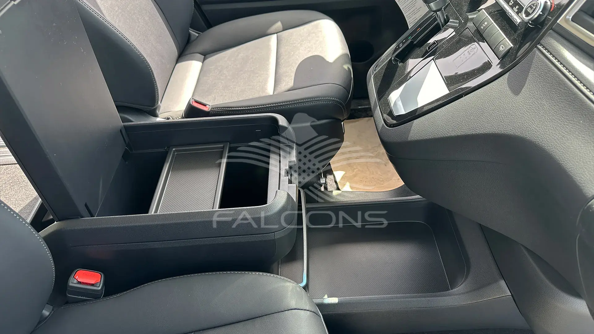 3.5L V6 6-STR LEATHER AT - Image 17