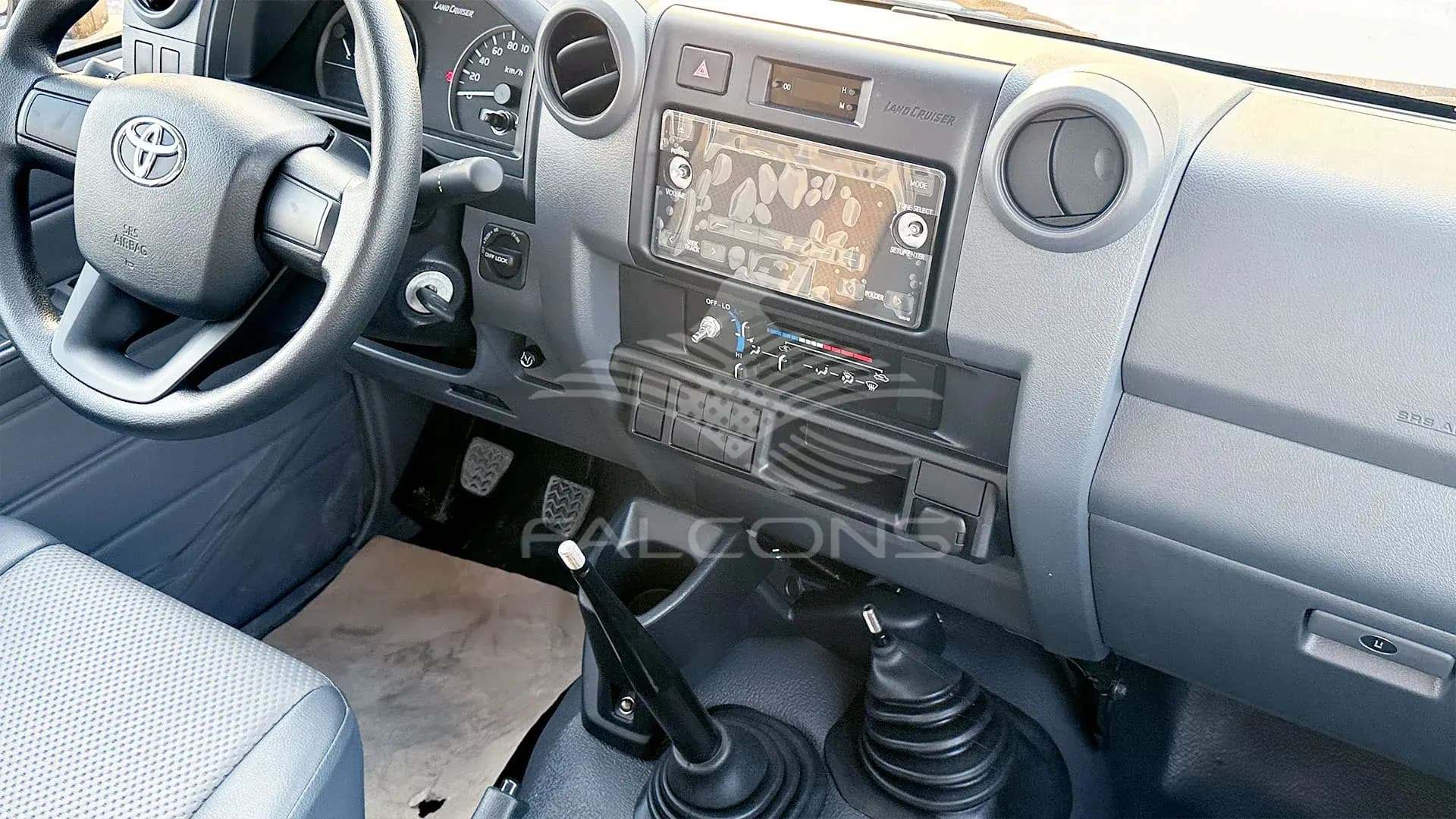 4.2L 6STR DSL DC ABS & AIRBAG MT - Image 14