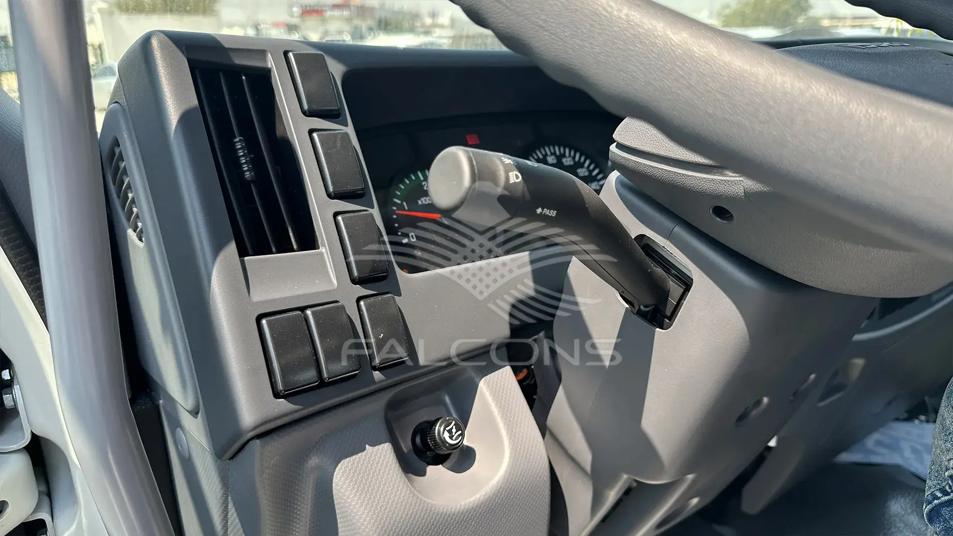 8.3L 33N CHASSIS MT - Image 12