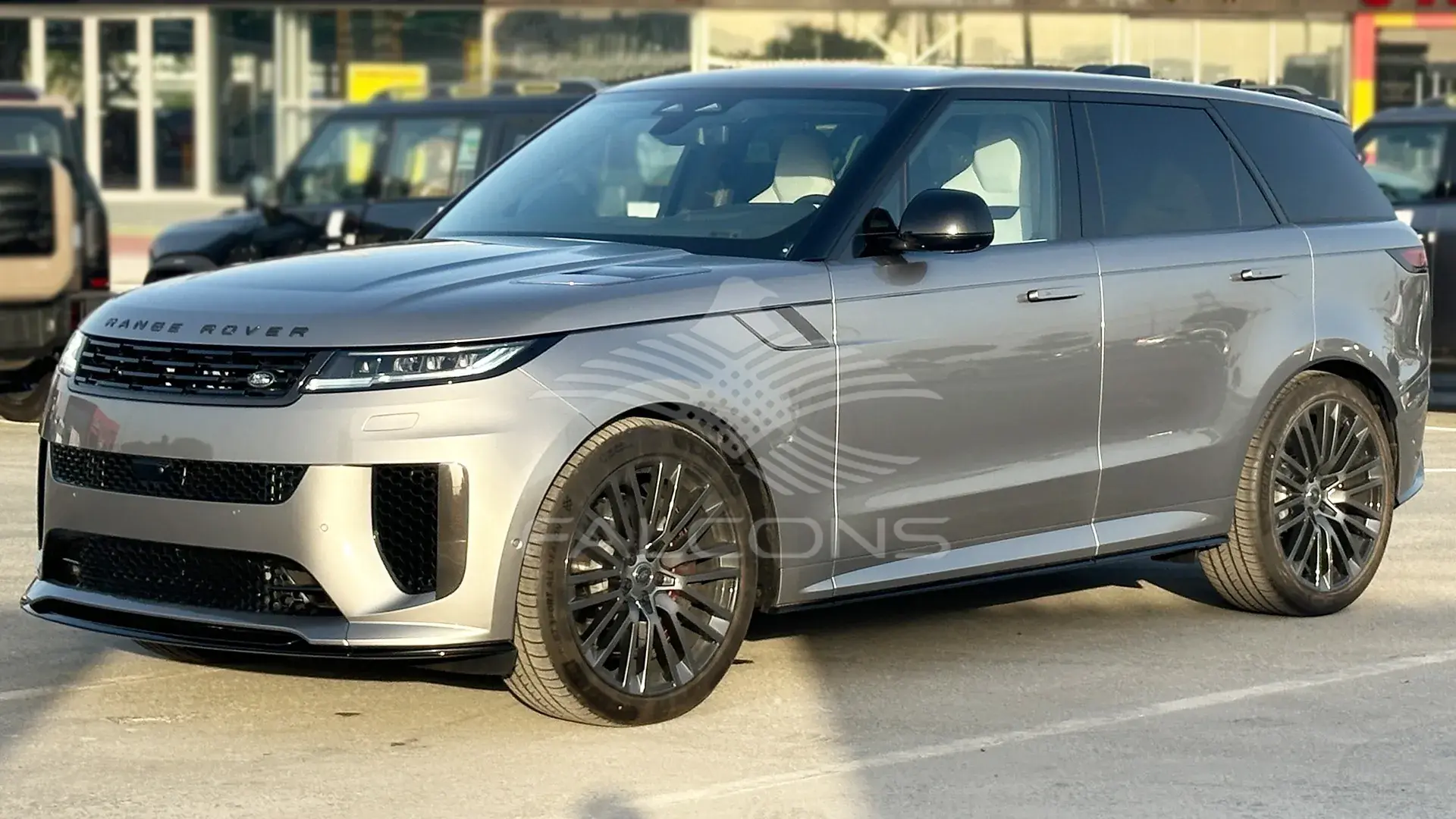 4.4L SPORT SV EDITION ONE V8 P635 AT
