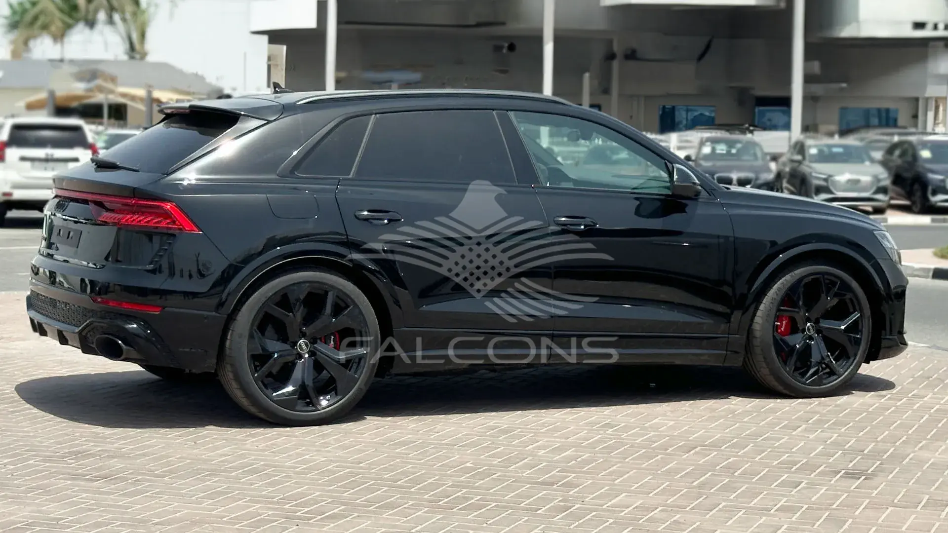 4.0L RS V8 AT - Image 4