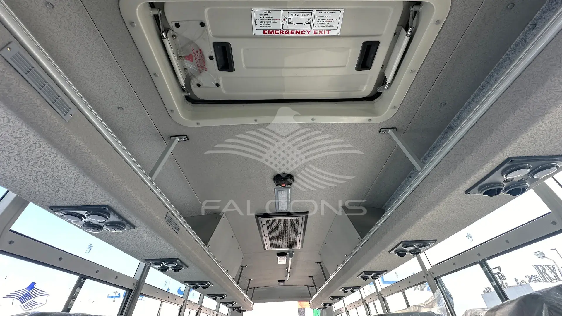 3455cc 47-SEATER AC Diesel MT - Image 14