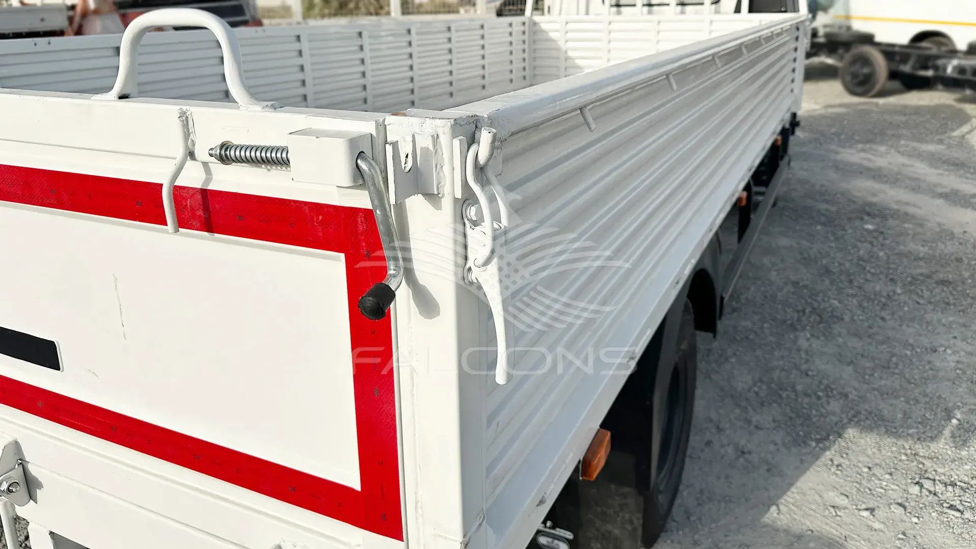 3.5L 4x2 LHD Diesel MT - Image 9