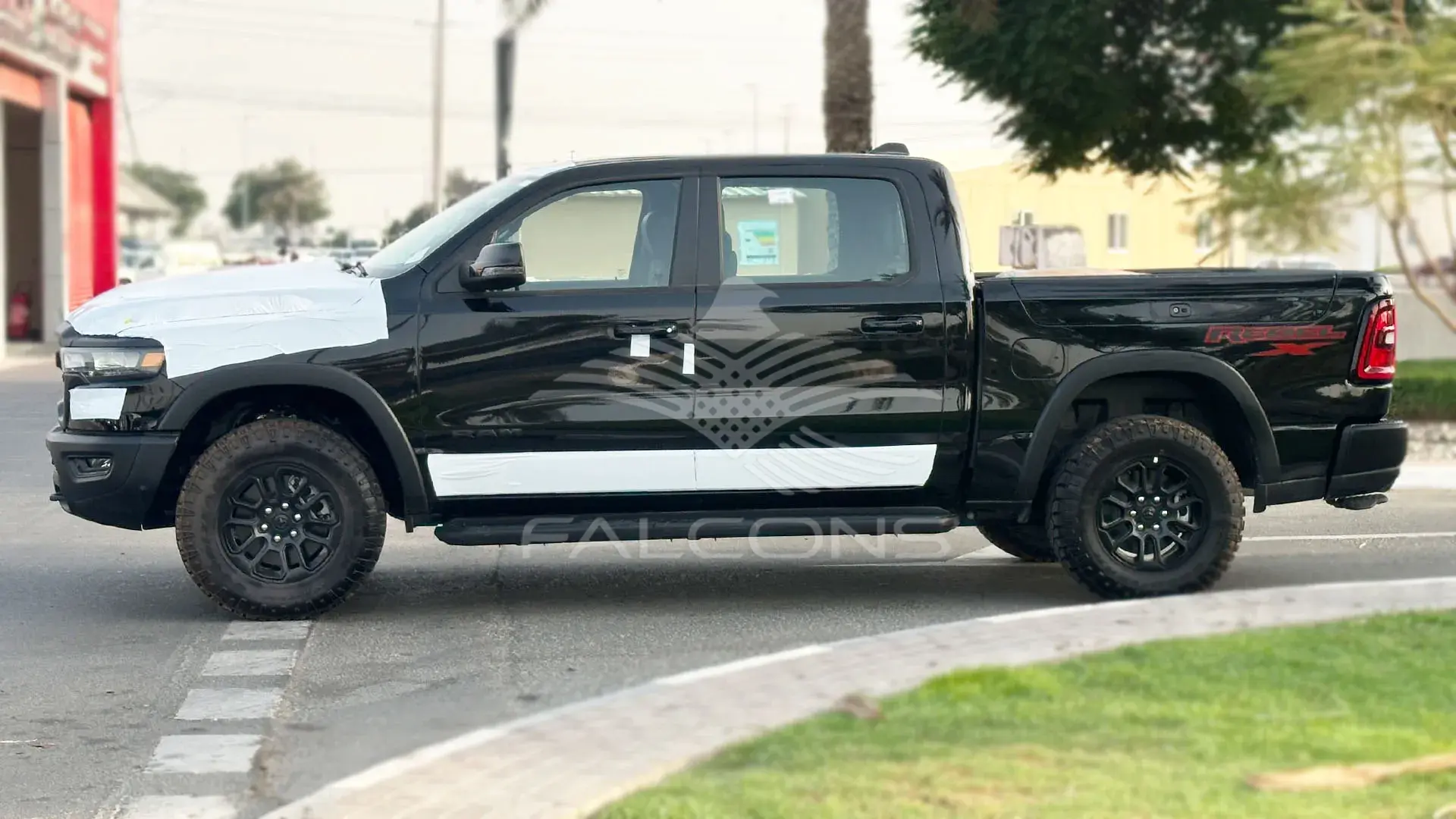 3.0L 1500 X Crew TT with Rambox - Image 2