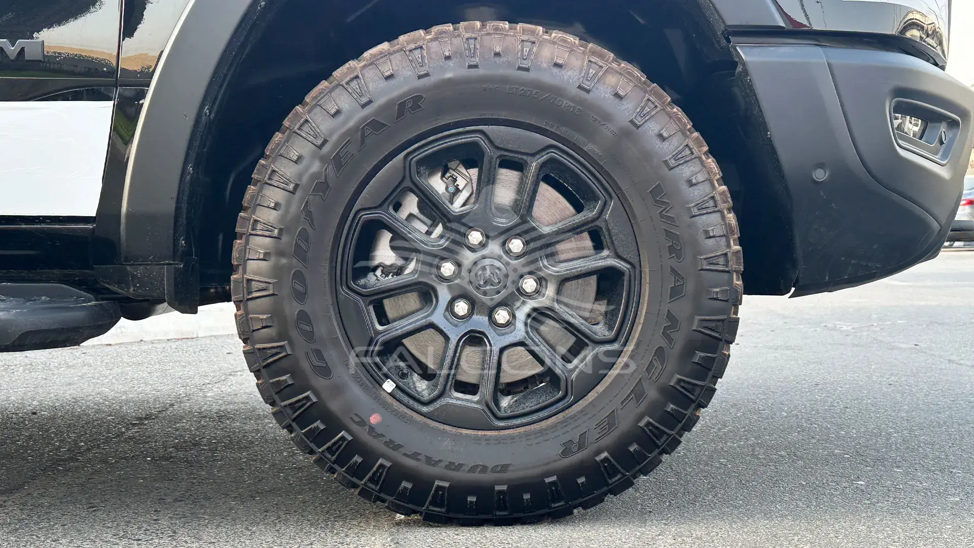3.0L 1500 X Crew TT with Rambox - Image 8