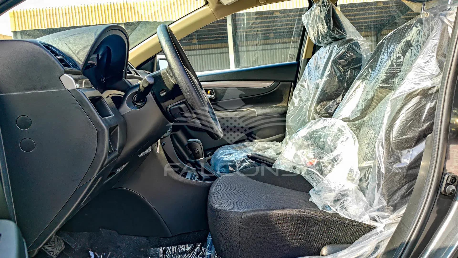 1.5L MED AC - Power pack - Airbags - ABS - Image 12