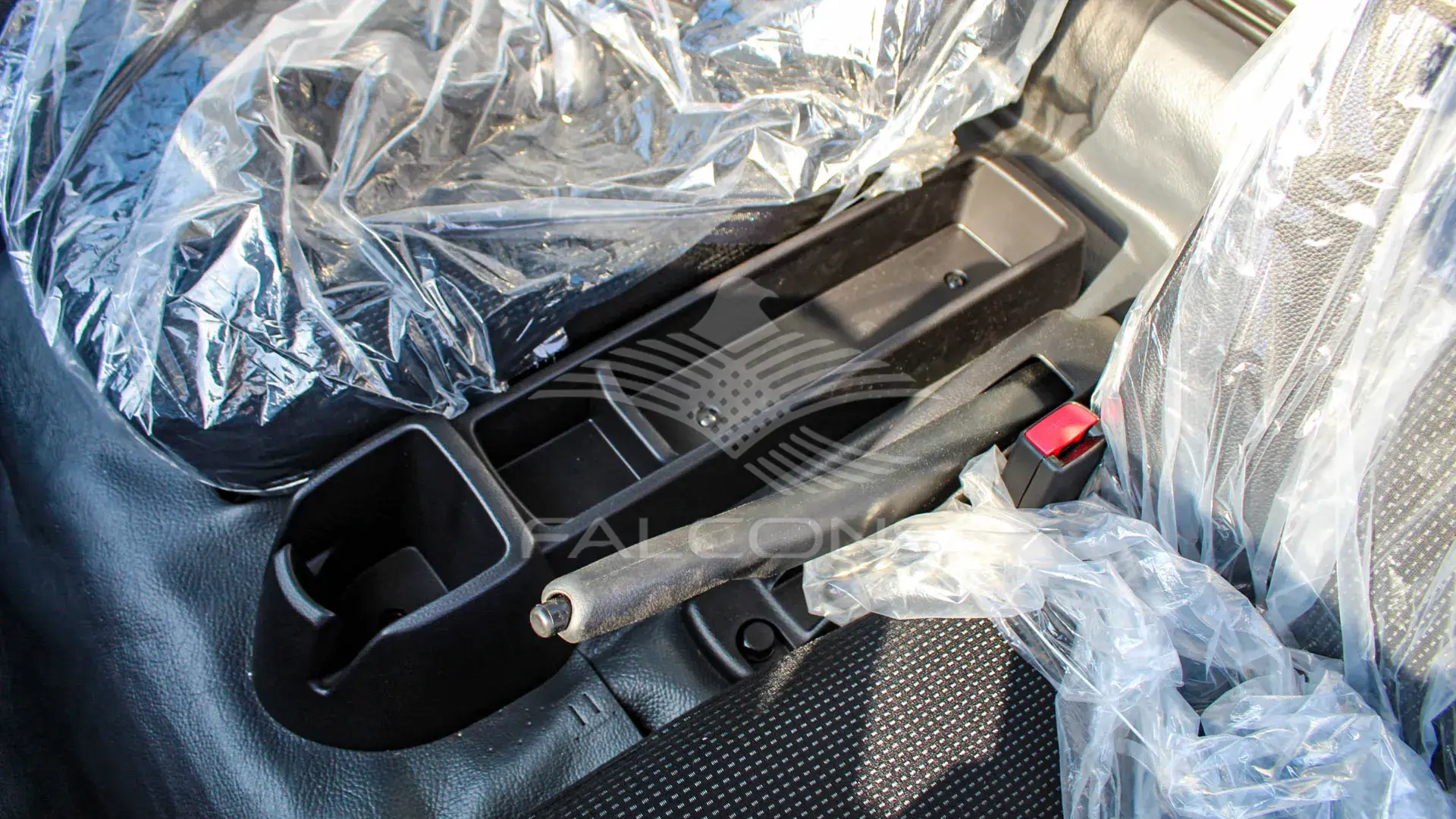 4.2L CHASSIS S.CAB 4x2 ABS MT - Image 13