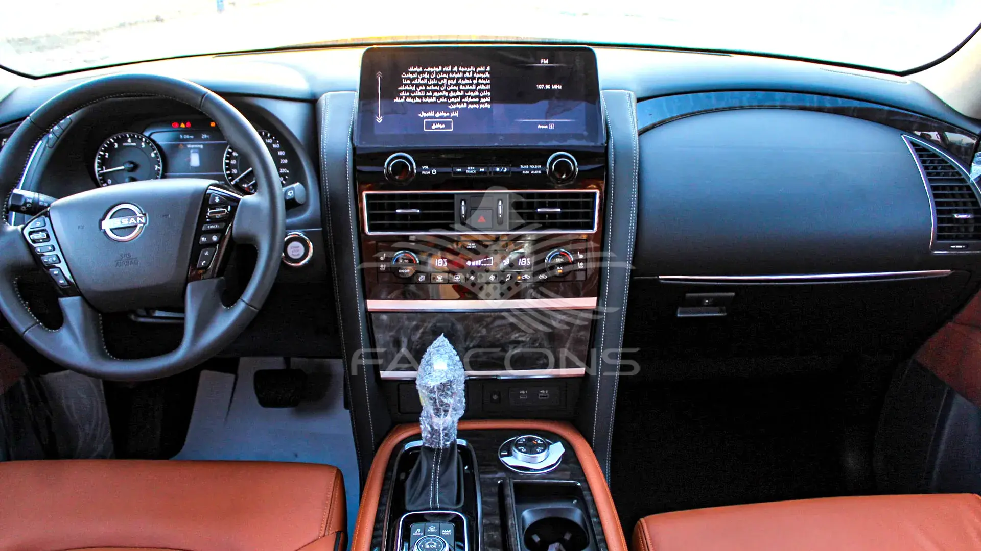 LE TITANIUM 5.6L V8 7AT - Image 19