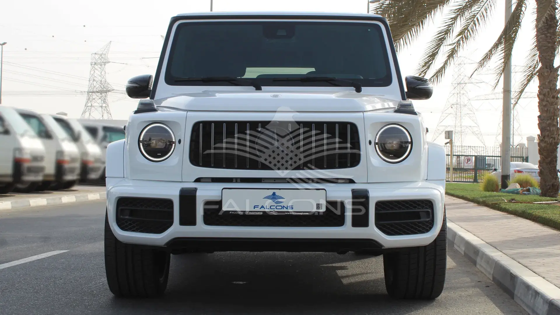 4.0L V8 AT - Image 6