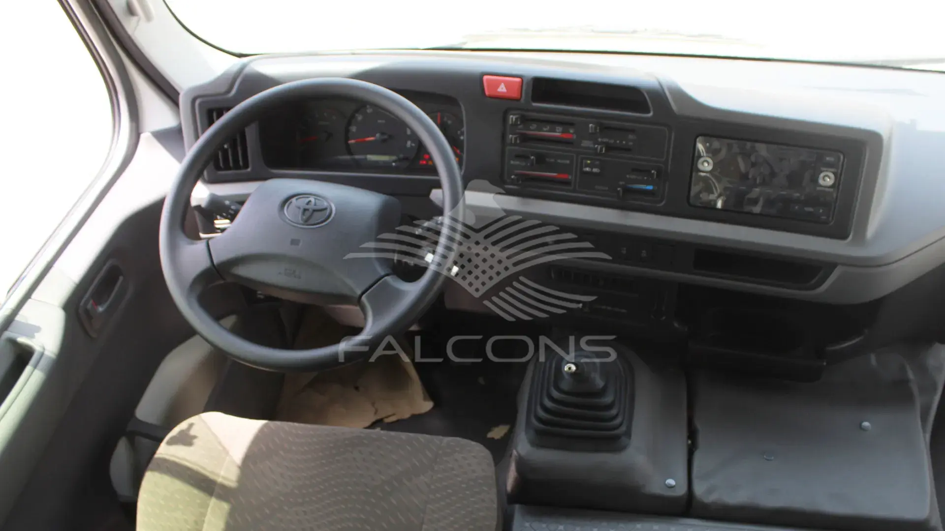 4.2L 30 S Double AC ABS Snorkel AutoDoor - Image 12