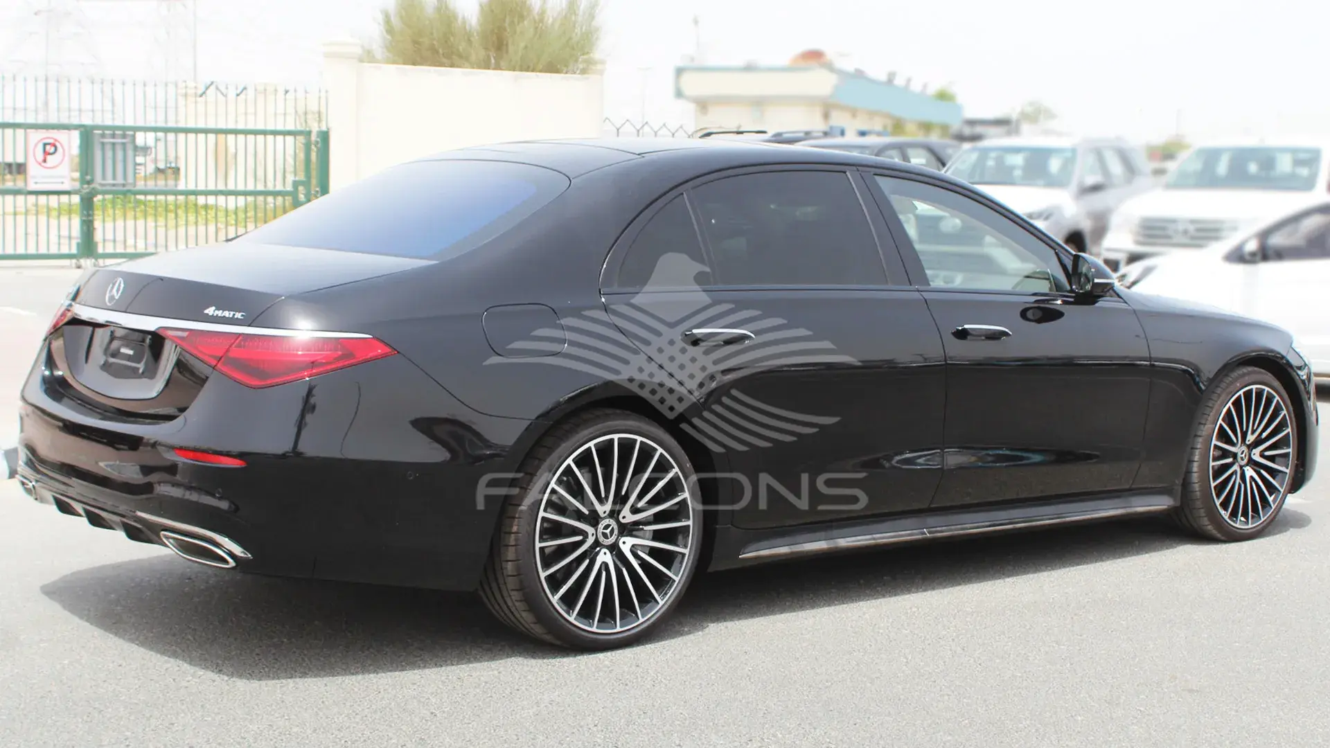 4MATIC 4.0L V8 LONG AT - Image 4