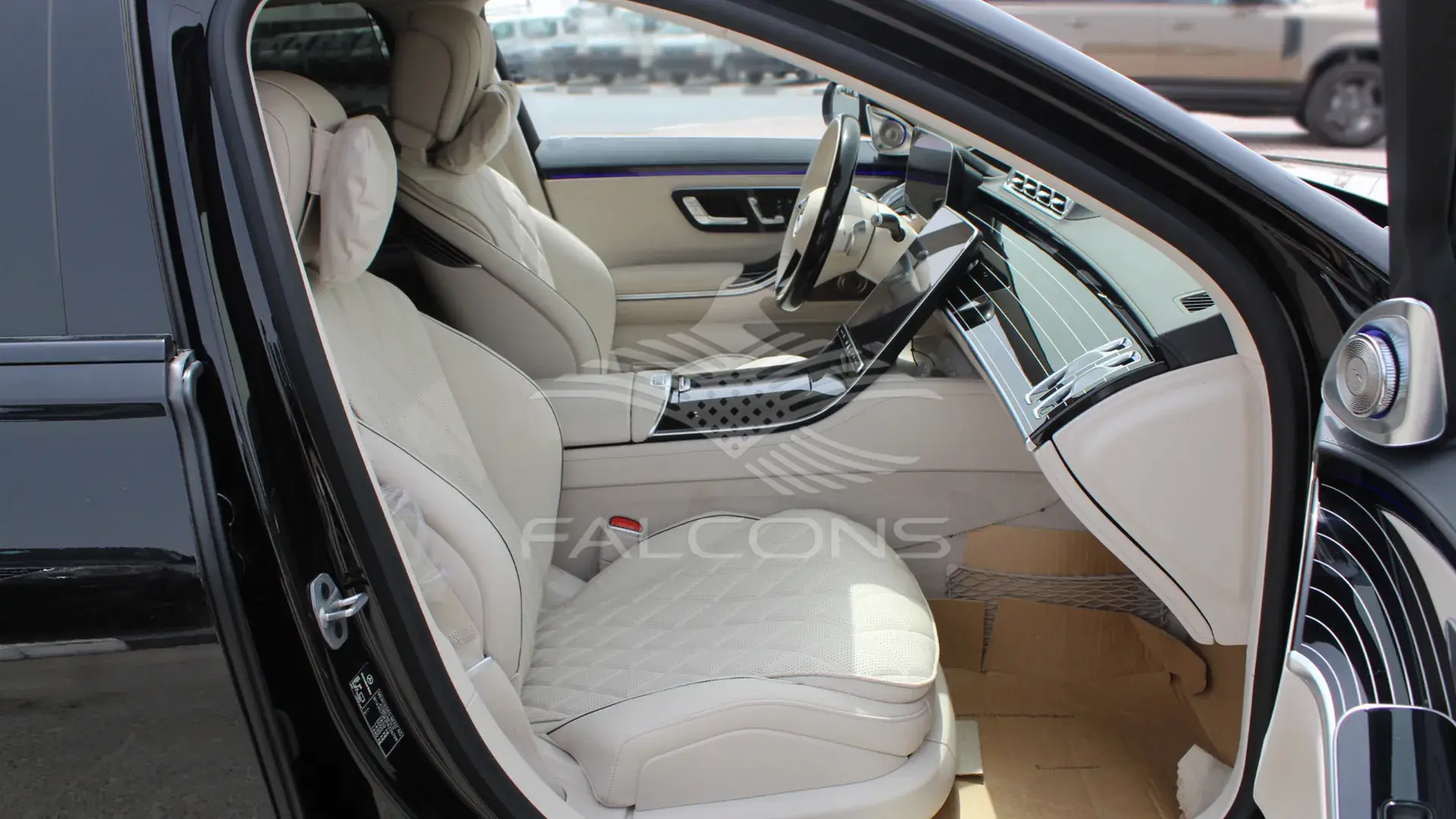 4MATIC 4.0L V8 LONG AT - Image 14