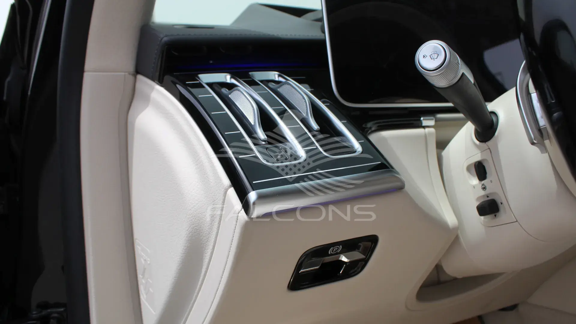 4MATIC 4.0L V8 LONG AT - Image 17