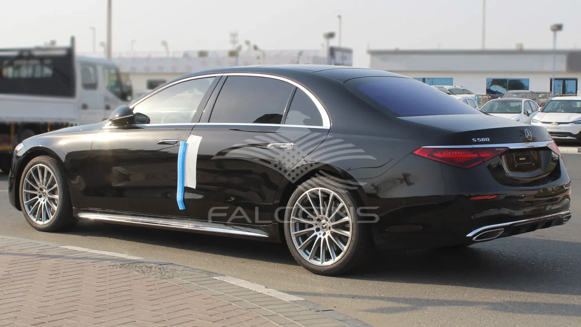 4MATIC 4.0L V8 LONG AT - Image 2