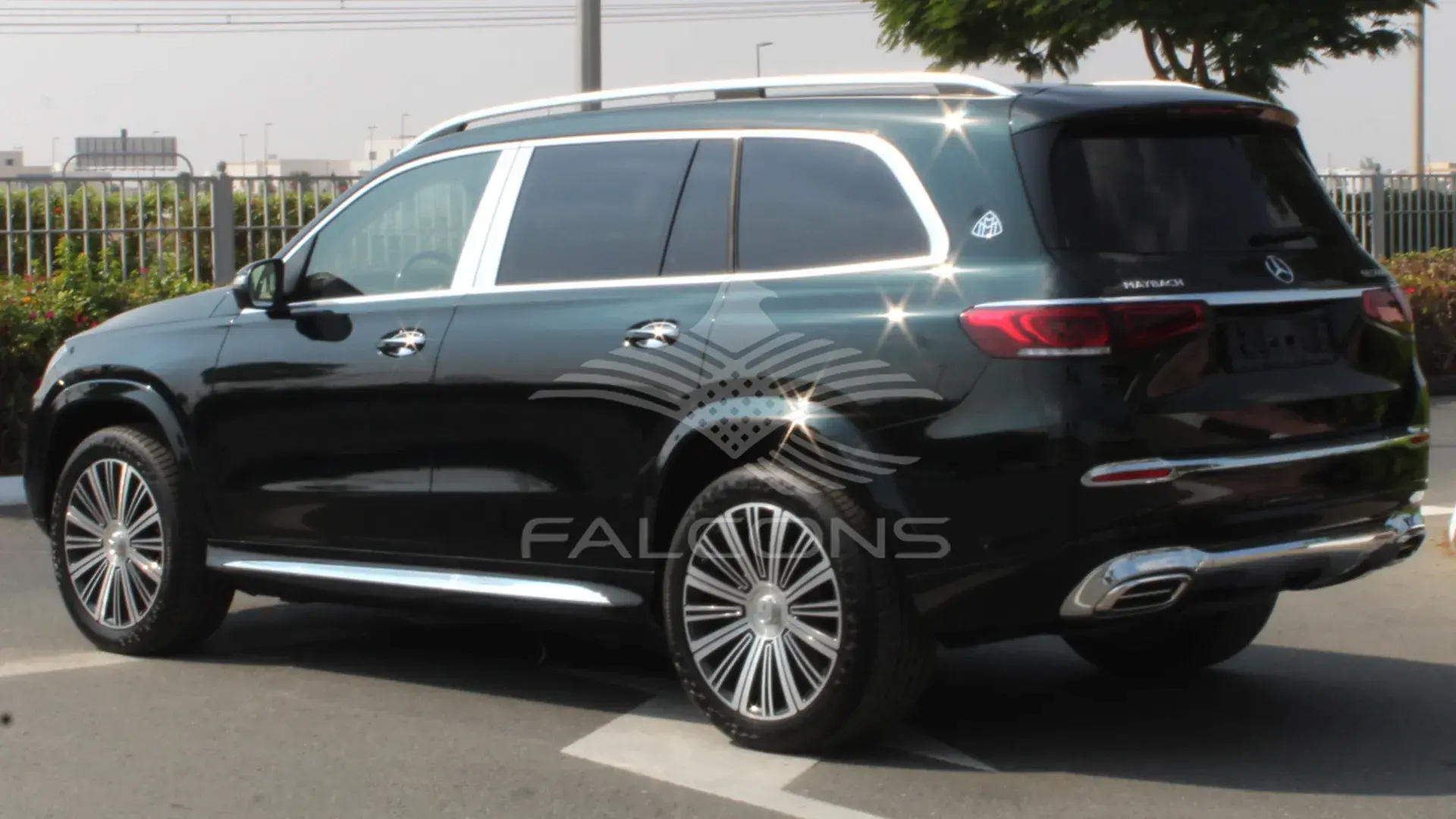 4.0L V8 Maybach AT - Image 2