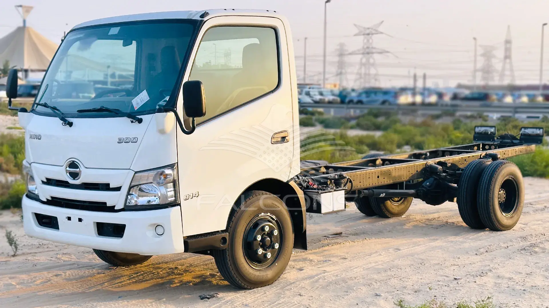 XZU 720L 7.5T 4X2 CHASS CAB 136CV ABS