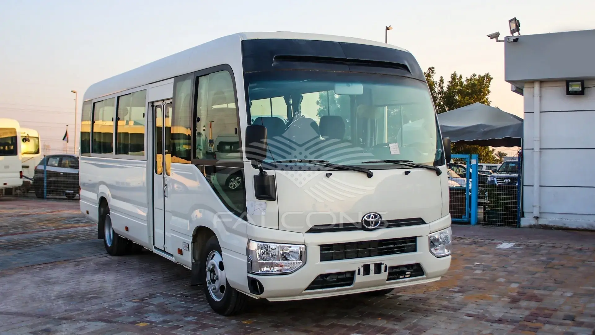 4.2L MT 2023 - Image 2