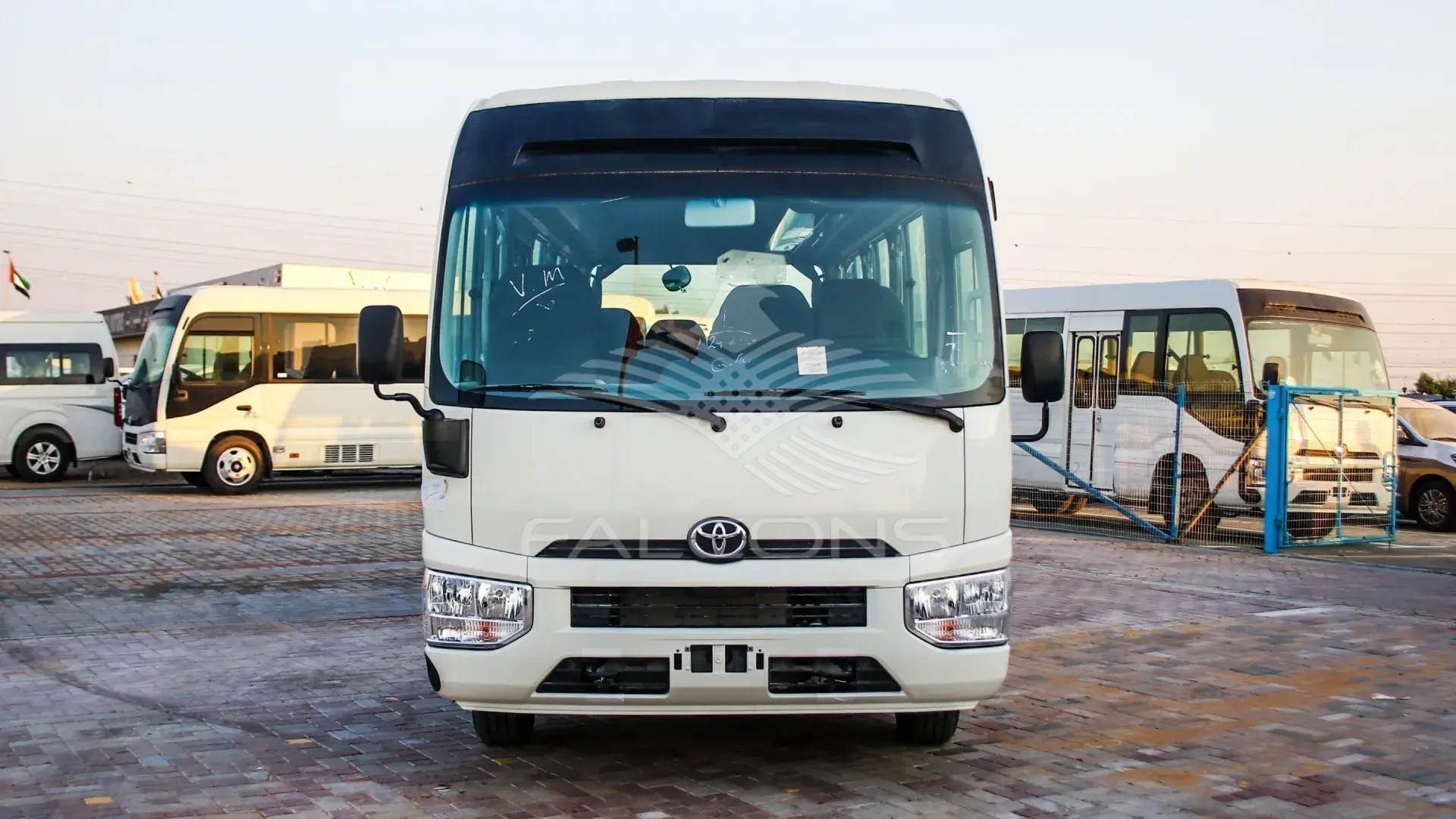 4.2L MT 2023 - Image 3