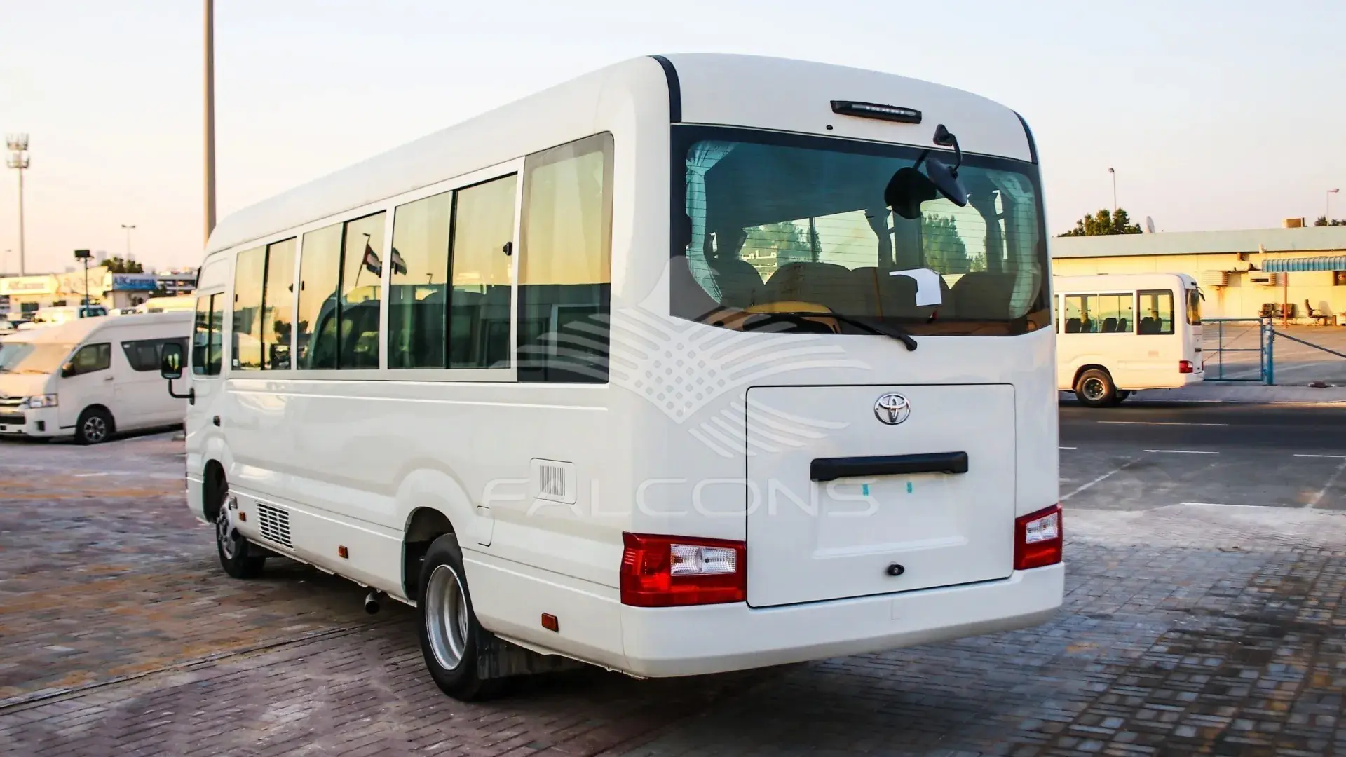 4.2L MT 2023 - Image 5