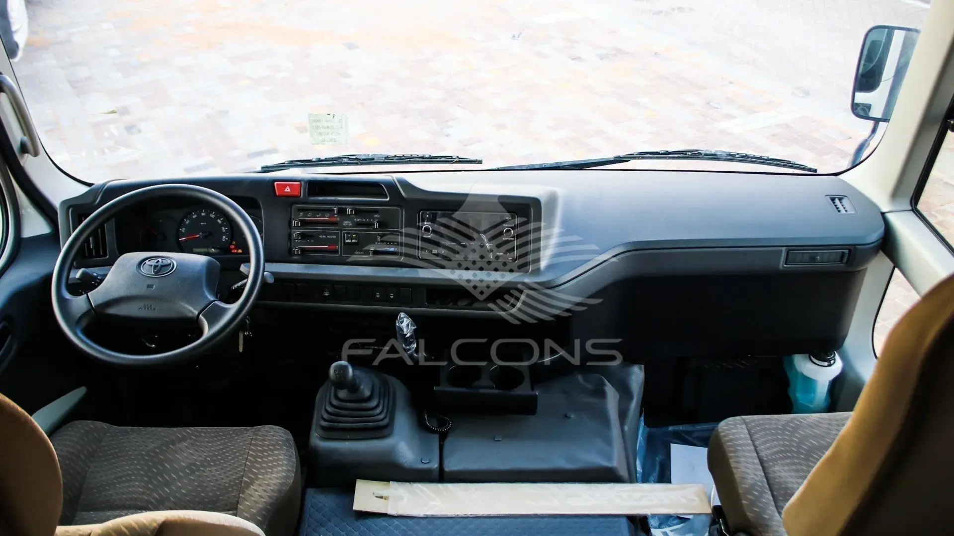 4.2L MT 2023 - Image 13