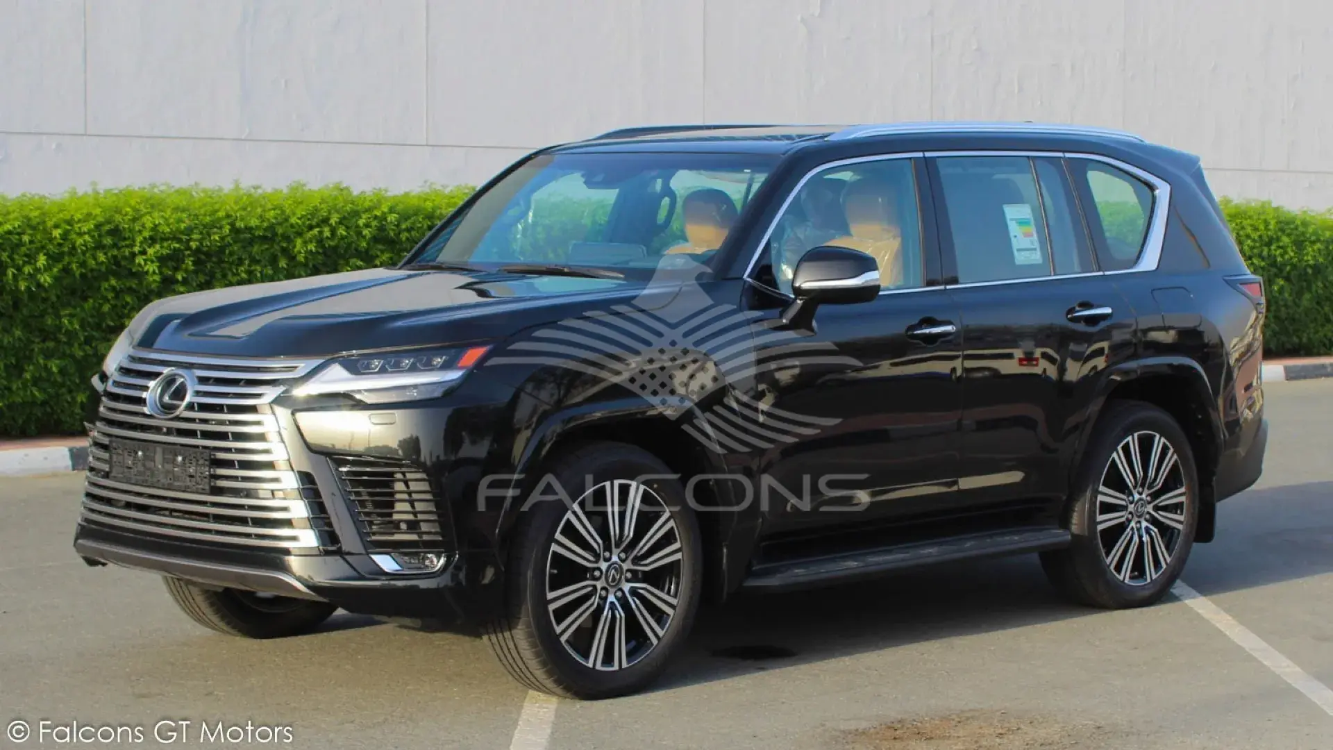 3.5L SIGNATURE AT 2025 - Image 3