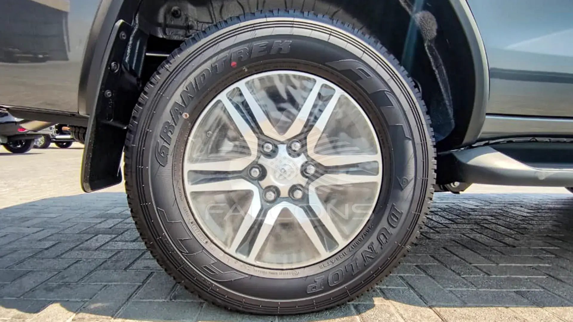 2.7L EXR AT - Image 17